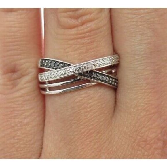 Jewelry - SUN 925 Sterling Silver Real Black & White Diamond Crisscross Ring Size 6.75
